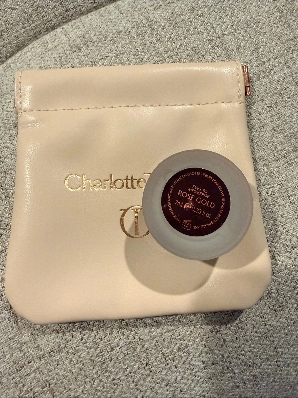 Charlotte Tilbury Eyes to Mesmerize Rose Gold with Travel Pouch